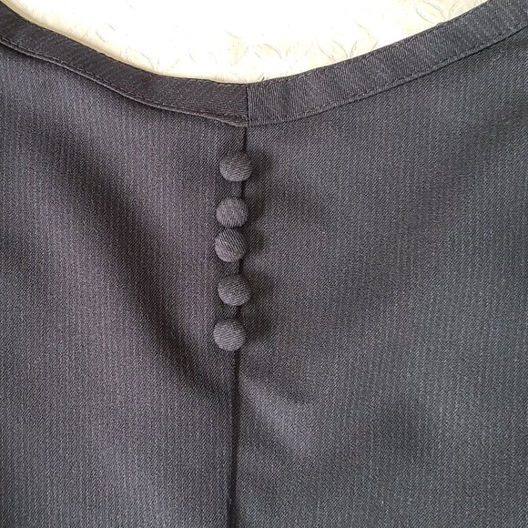 Dress - Picture 6 of 11